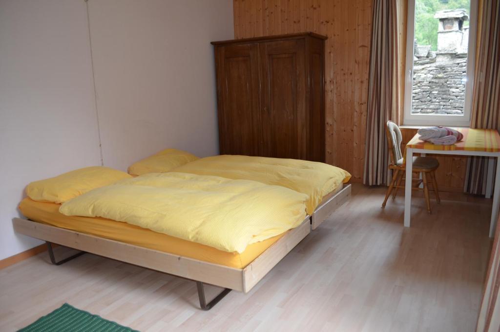 Hotel Garni Maggia Giumaglio Room photo